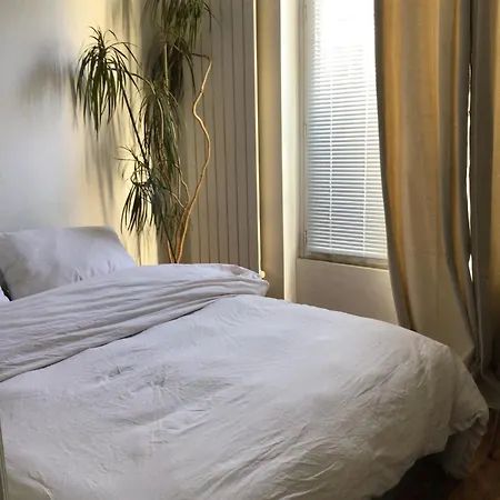 Nid Douillet Proche Montmartre Apartamento París